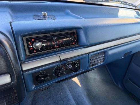 Used 1995 Ford Bronco XLT AWD/4WD image 21