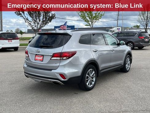 Used 2017 Hyundai Santa Fe SE w/ Cargo Package AWD/4WD image 5