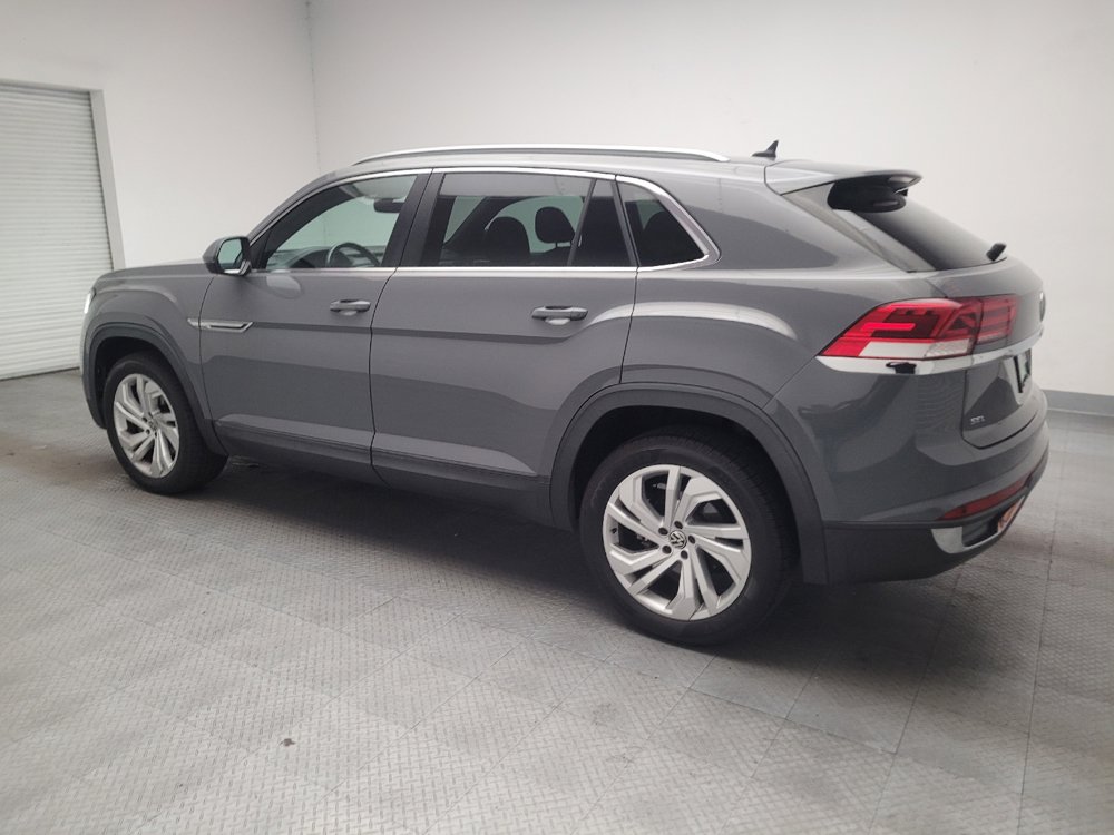 Used 2020 Volkswagen Atlas Cross Sport SEL AWD/4WD image 3
