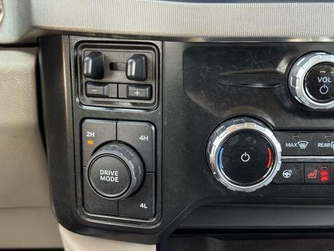 Used 2025 Ford F350 Platinum w/ Platinum Plus Package AWD/4WD image 20