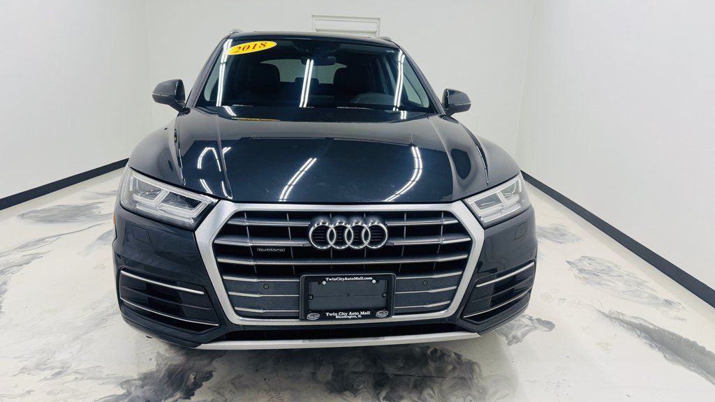 Used 2018 Audi Q5 2.0T Premium Plus w/ Premium Plus Package AWD/4WD image 3
