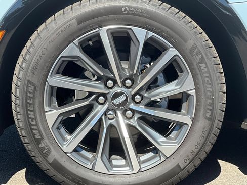 Used 2026 Cadillac Lyriq Sport w/ LPO, Floor Liner Package AWD/4WD image 43