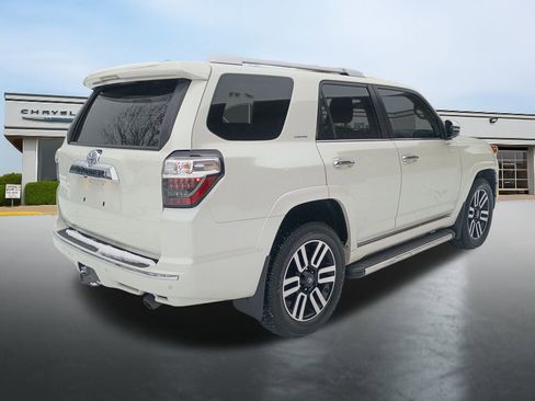 Used 2020 Toyota 4Runner image 5