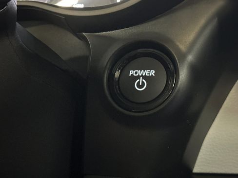 New 2026 Toyota Sienna XLE image 22