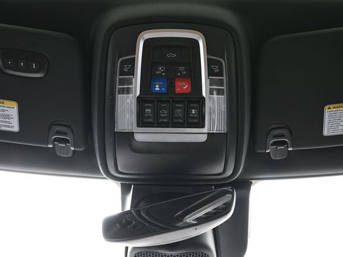 Used 2023 RAM 1500 Laramie AWD/4WD image 28
