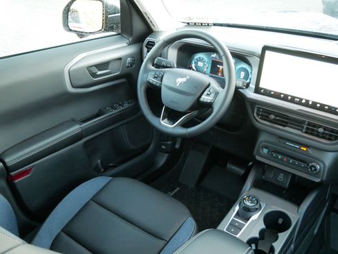 New 2025 Ford Bronco Sport Outer Banks w/ Outer Banks Tech Package+ image 9