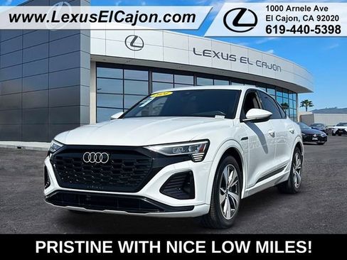 Used 2024 Audi Q8 e-tron Premium AWD/4WD image 1