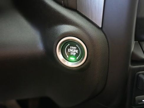 Used 2023 GMC Sierra 2500 Denali w/ Denali Black Diamond Edition image 25