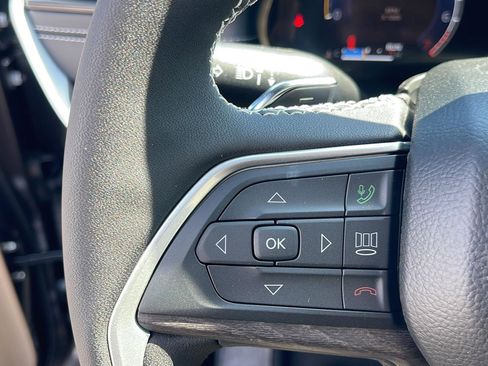 New 2026 Jeep Grand Cherokee Limited RWD image 15