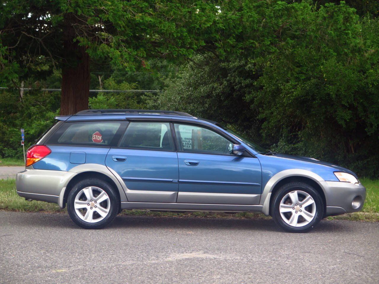 Used 2006 Subaru Outback 2.5XT AWD/4WD image 5
