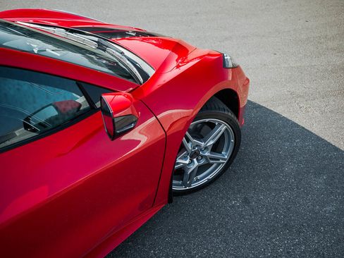 Used 2020 Chevrolet Corvette Stingray Coupe w/ Z51 Performance Package RWD image 12