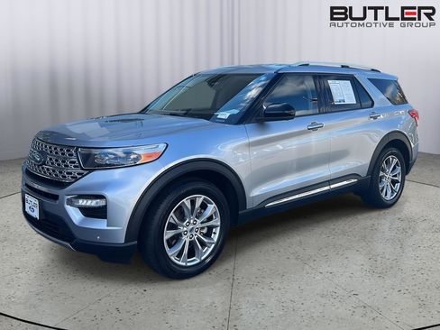 Used 2022 Ford Explorer Limited image 2