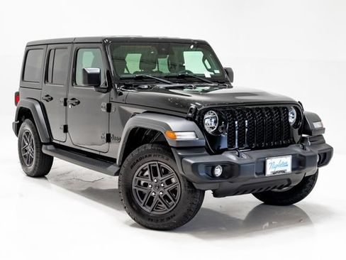 Used 2024 Jeep Wrangler Unlimited Sport AWD/4WD image 5
