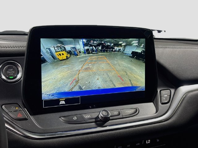 New 2026 Chevrolet Blazer LT w/ LPO, Black Grille Bar Package FWD image 15