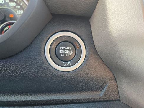 Used 2024 RAM 2500 Laramie image 29