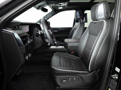 Used 2025 GMC Yukon AT4 Ultimate w/ LPO, Illumination Package image 20