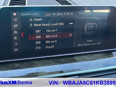 Used 2019 BMW 530e w/ M Sport Package image 33