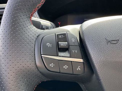 Used 2024 Ford Escape ST-Line Select w/ Tech Pack #1 AWD/4WD image 14