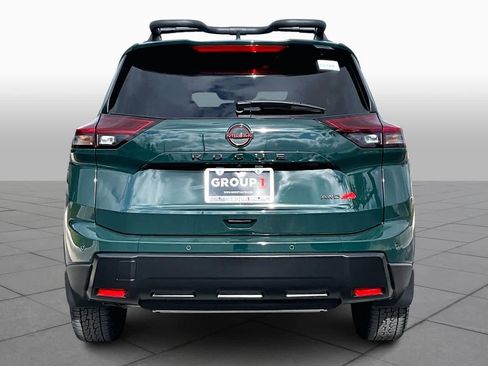 New 2026 Nissan Rogue SV image 4