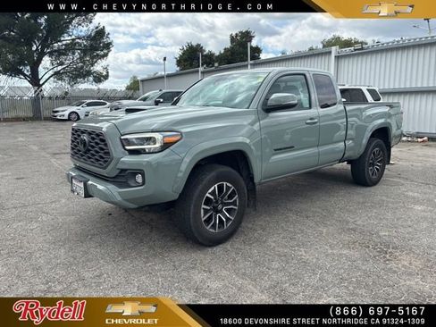 Used 2022 Toyota Tacoma TRD Sport w/ TRD Premium Sport Package image 1
