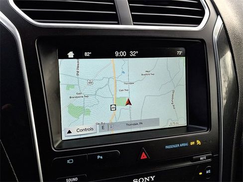 Used 2019 Ford Explorer Limited w/ Class III Trailer Tow Package image 16