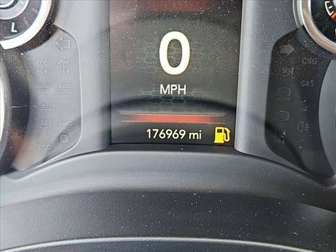 Used 2019 RAM 1500 Big Horn RWD image 9