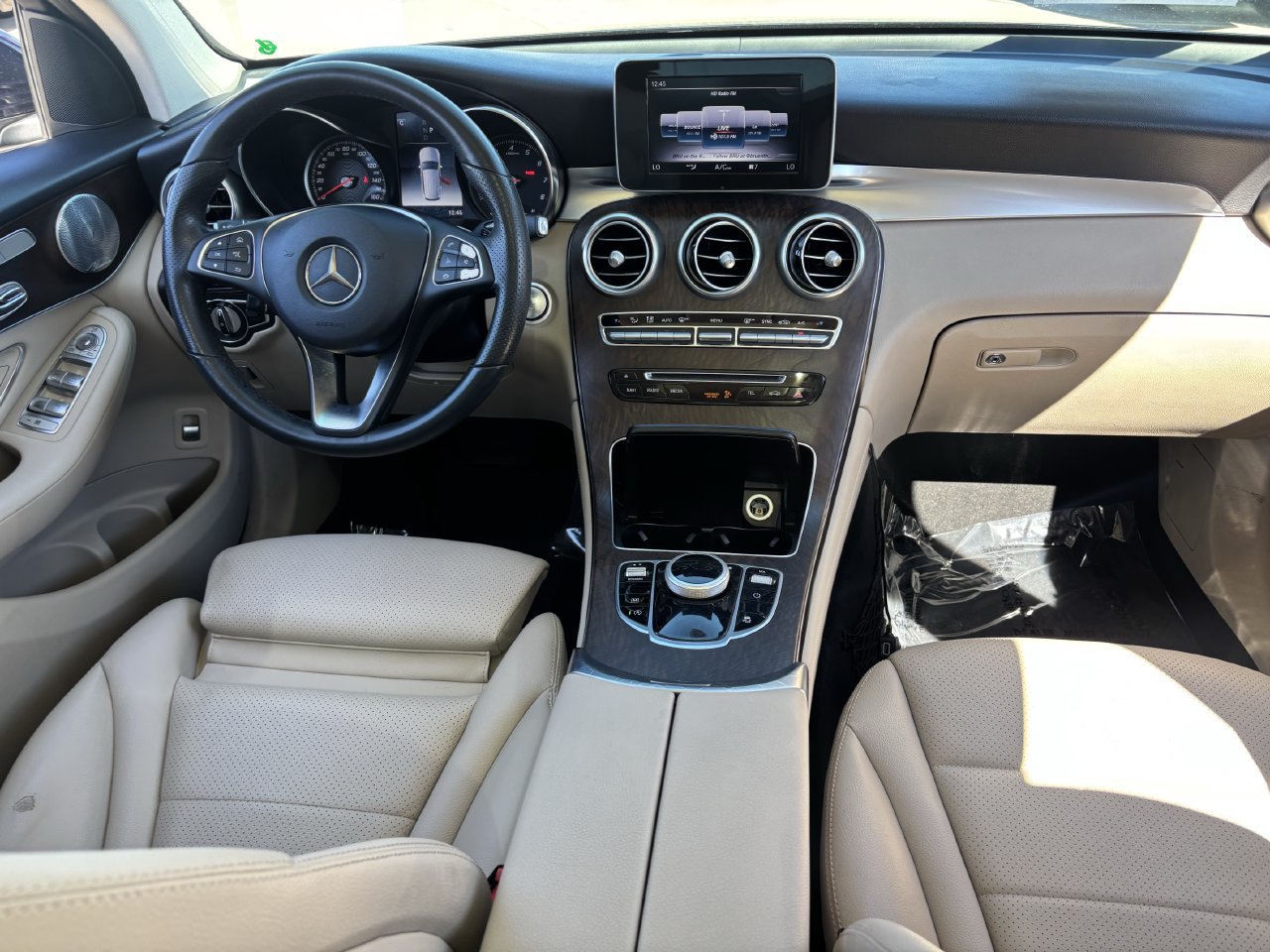 Used 2019 Mercedes-Benz GLC 300 4MATIC image 13