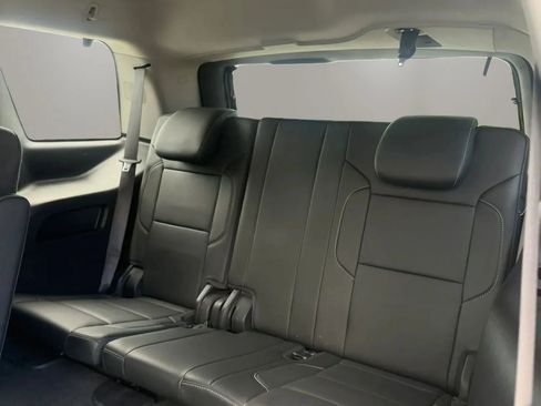 Used 2018 GMC Yukon SLT AWD/4WD image 18