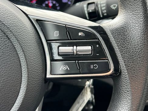 Used 2023 Kia Forte LXS w/ LXS Technology Package image 25