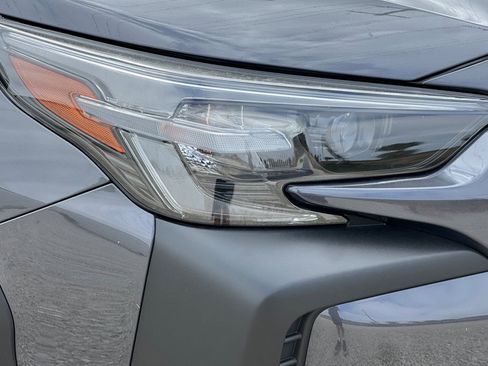 New 2025 Subaru Outback Limited image 32