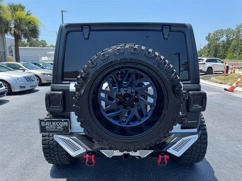 Used 2019 Jeep Wrangler Unlimited Sport S AWD/4WD image 7