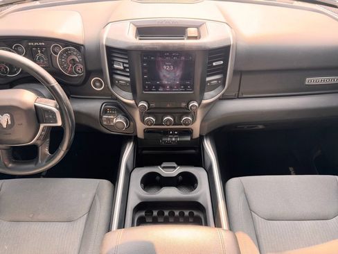 Used 2020 RAM 1500 Big Horn AWD/4WD image 11