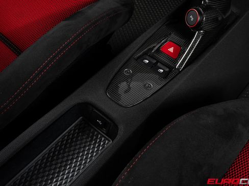 Used 2015 Ferrari 458 Speciale Coupe RWD image 41