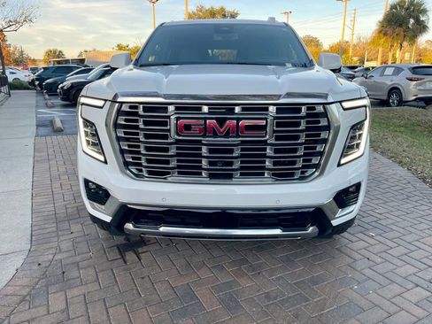 Used 2025 GMC Yukon Denali image 9