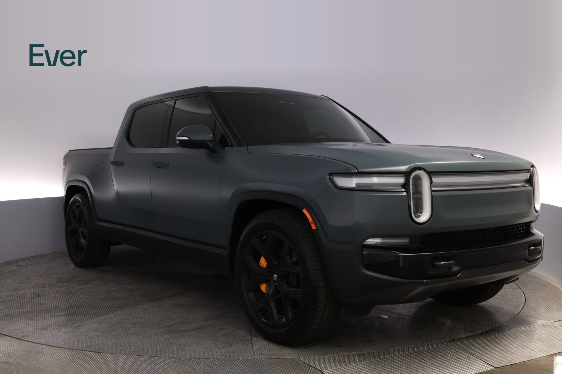 Used 2025 Rivian R1T Premium Tri AWD/4WD image 13