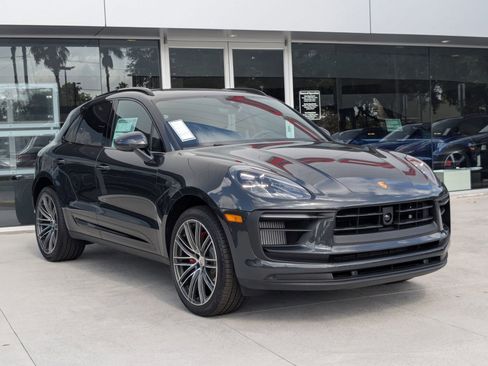 New 2025 Porsche Macan S image 7