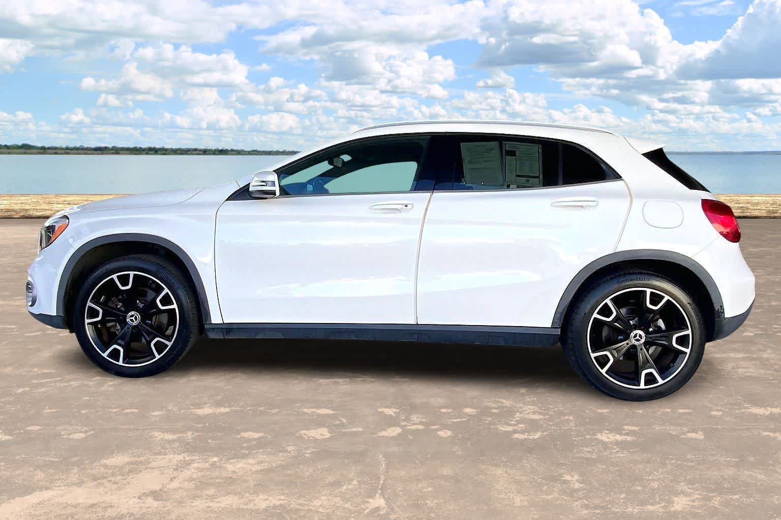 Used 2019 Mercedes-Benz GLA 250 4MATIC image 3