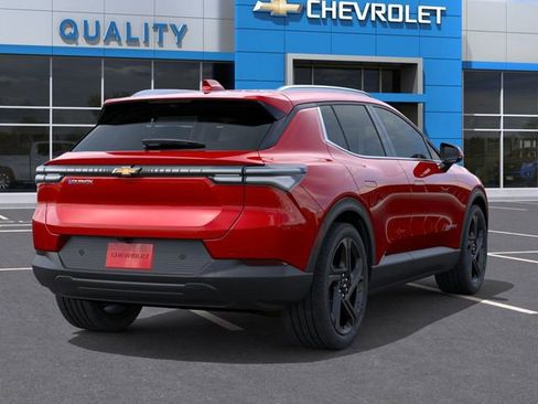 New 2026 Chevrolet Equinox EV LT image 4