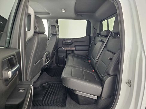 Used 2022 Chevrolet Silverado 1500 LTZ w/ LTZ Premium Package image 16