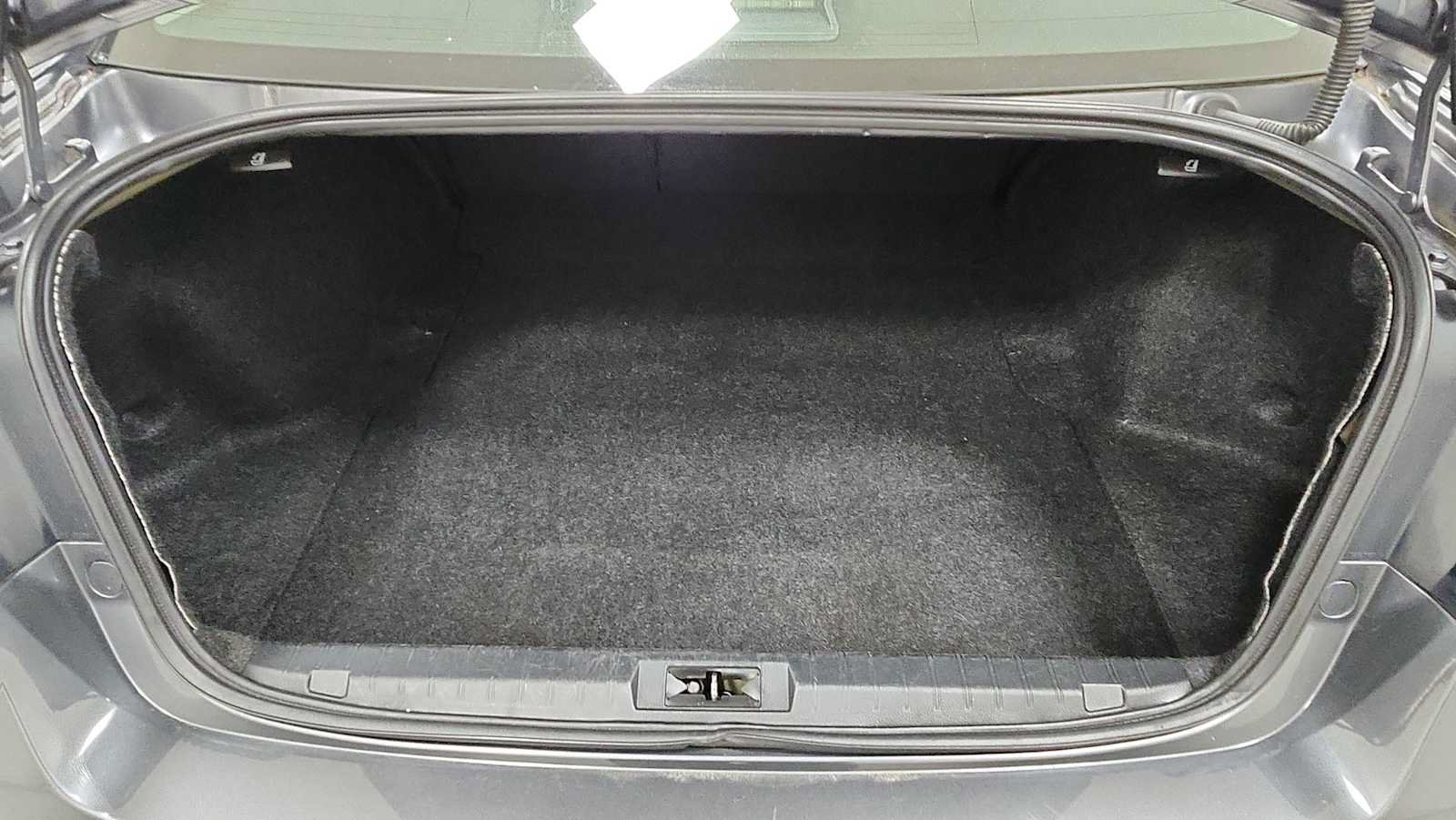 Used 2018 Subaru Legacy 2.5i Premium w/ Eyesight & BSD & Rcta & HBA AWD/4WD image 26