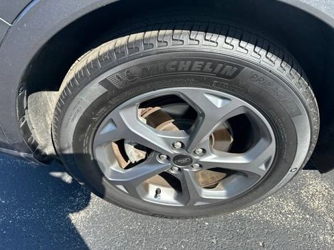 Used 2023 Ford Escape ST-Line w/ Tech Pack #1 AWD/4WD image 28