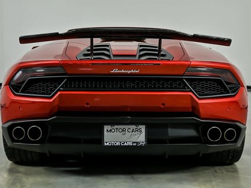 Used 2019 Lamborghini Huracan LP 580-2 image 14