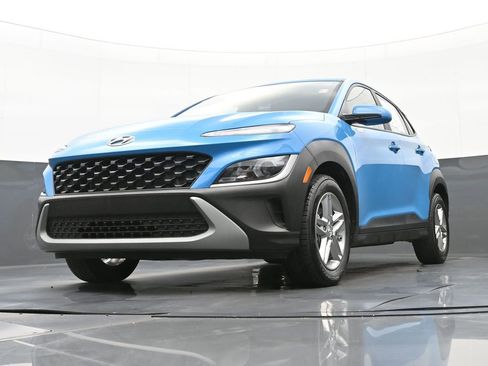 Certified 2022 Hyundai Kona SE image 44
