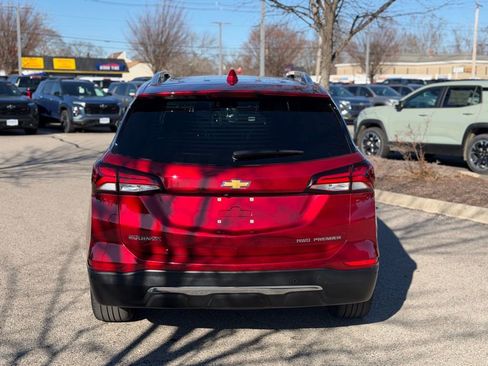 Used 2022 Chevrolet Equinox Premier image 6