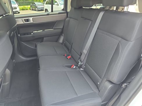 Used 2026 Hyundai Santa Fe SE FWD image 15
