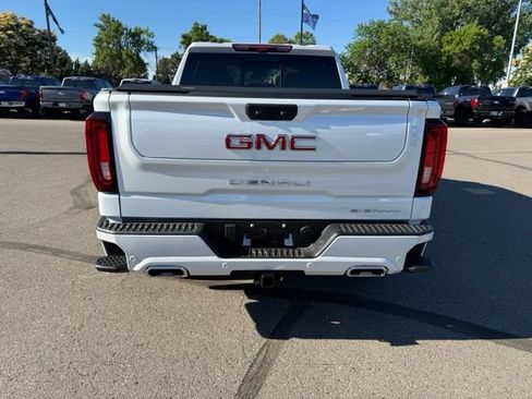 Used 2024 GMC Sierra 1500 Denali AWD/4WD image 9