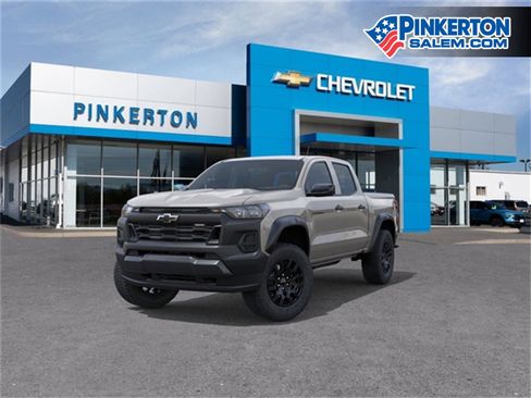 New 2026 Chevrolet Colorado Trail Boss w/ LPO, Tailgate Decal Package image 8