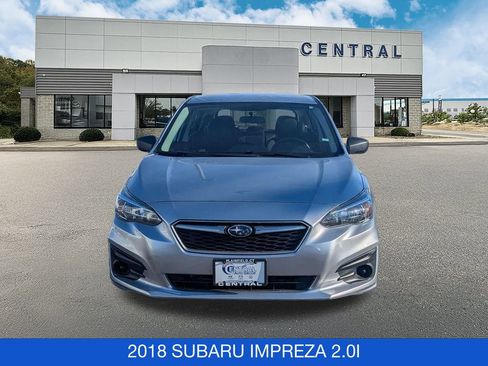 Used 2018 Subaru Impreza 2.0i image 2