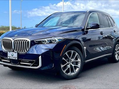 New 2026 BMW X5 xDrive50e w/ Premium Package