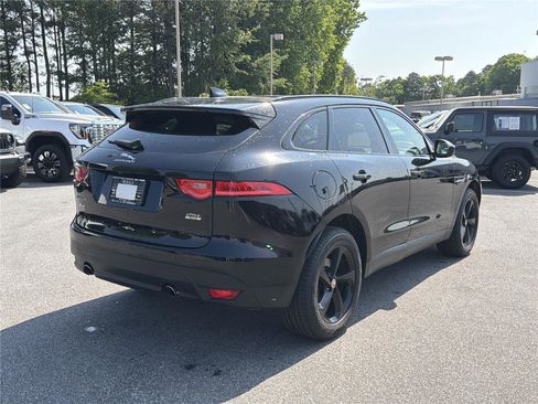 Used 2019 Jaguar F-PACE Premium AWD/4WD image 6